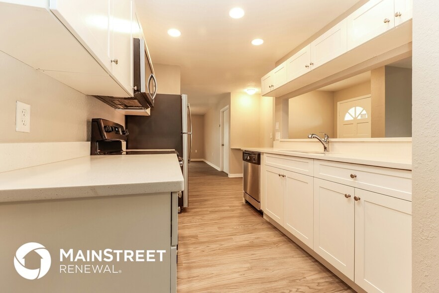 Building Photo - 7548 Anaheim Ave