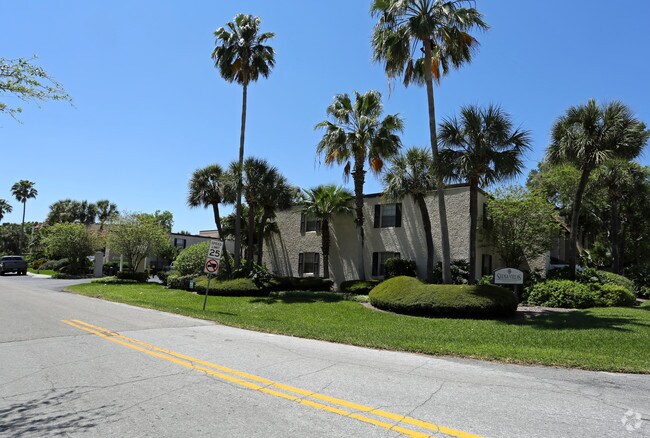 Siena Villas At Beach Park - Tampa, FL | Apartment Finder