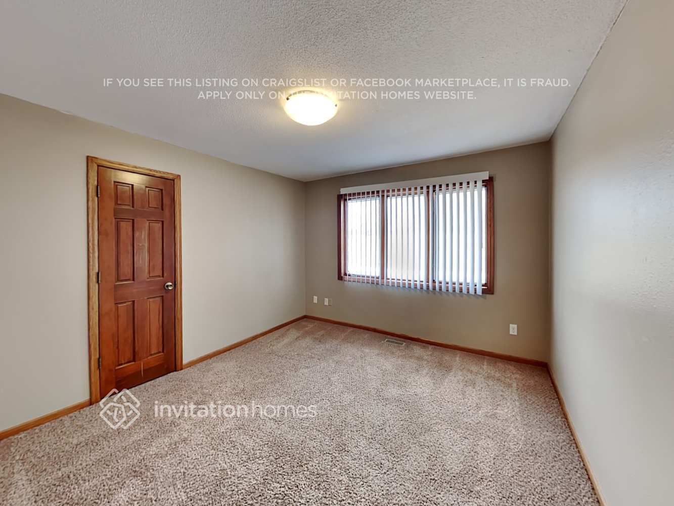 Building Photo - 1730 Atwater Path E