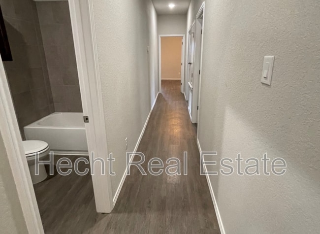 Building Photo - 9212 Groff Lndg