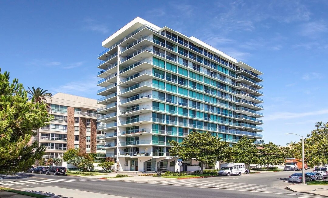 Building Photo - 535 Ocean Ave