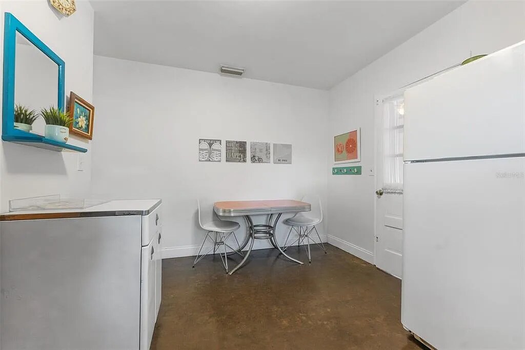 Building Photo - 1604 58th St S