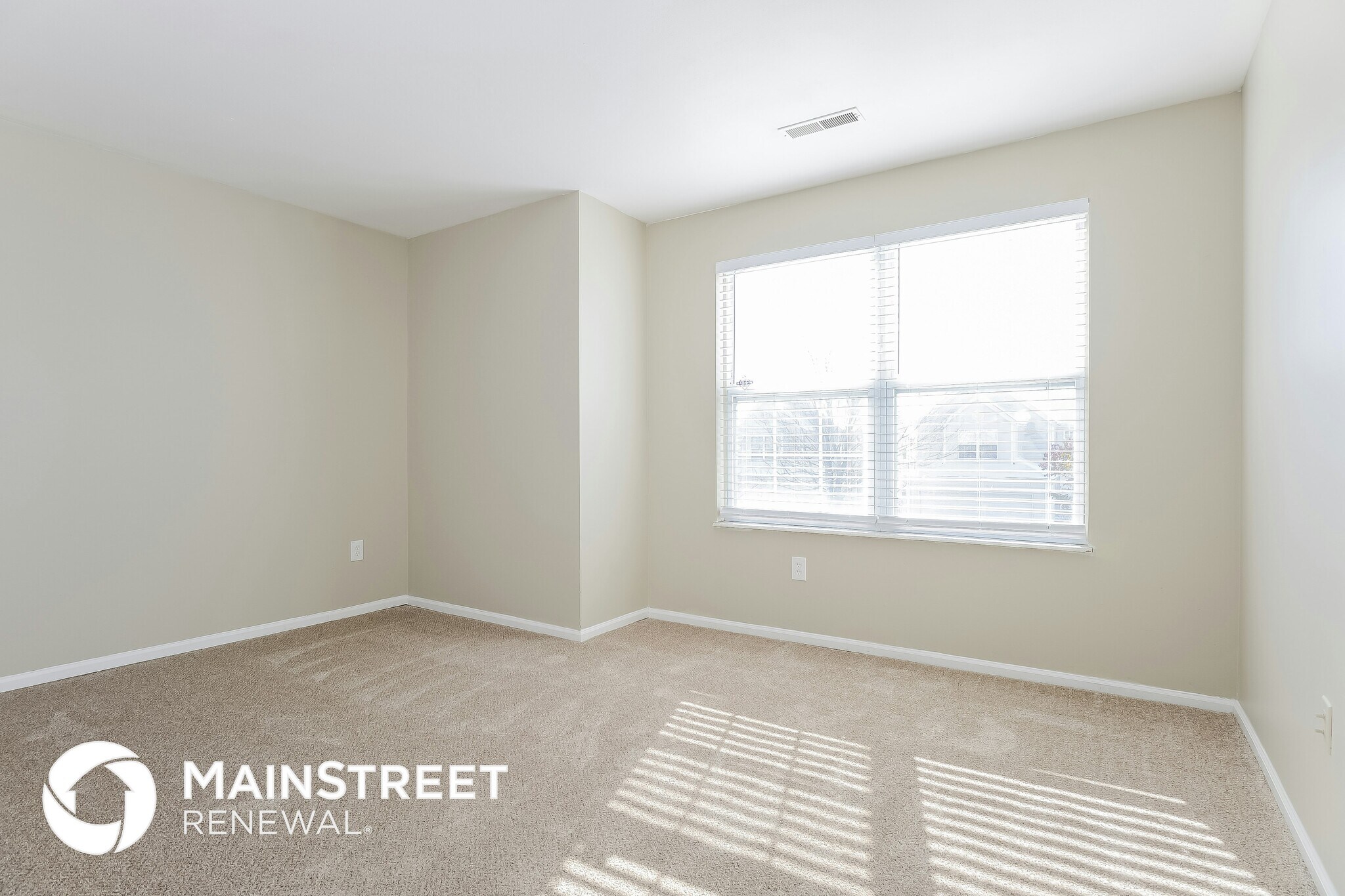 Building Photo - 11253 Liberty Landing Dr