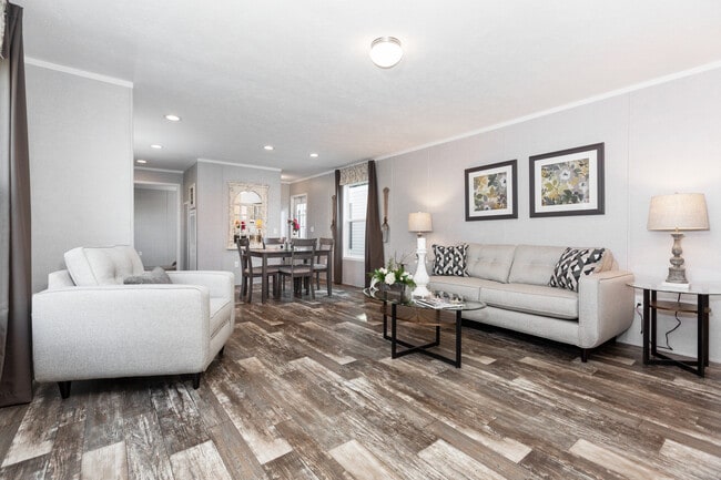 Building Photo - Fox Chapel Village