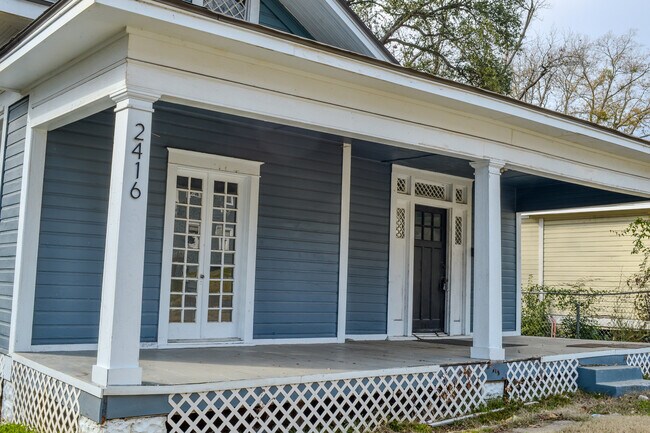 Building Photo - 2416 Highland Ave