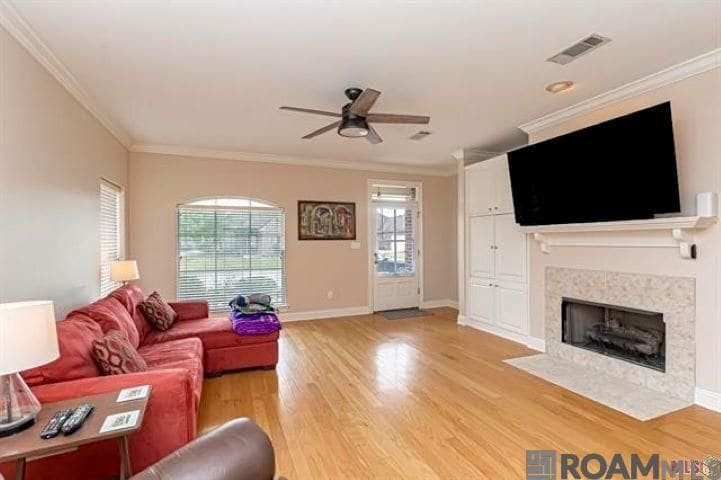 Building Photo - 10125 Springbrook Ave