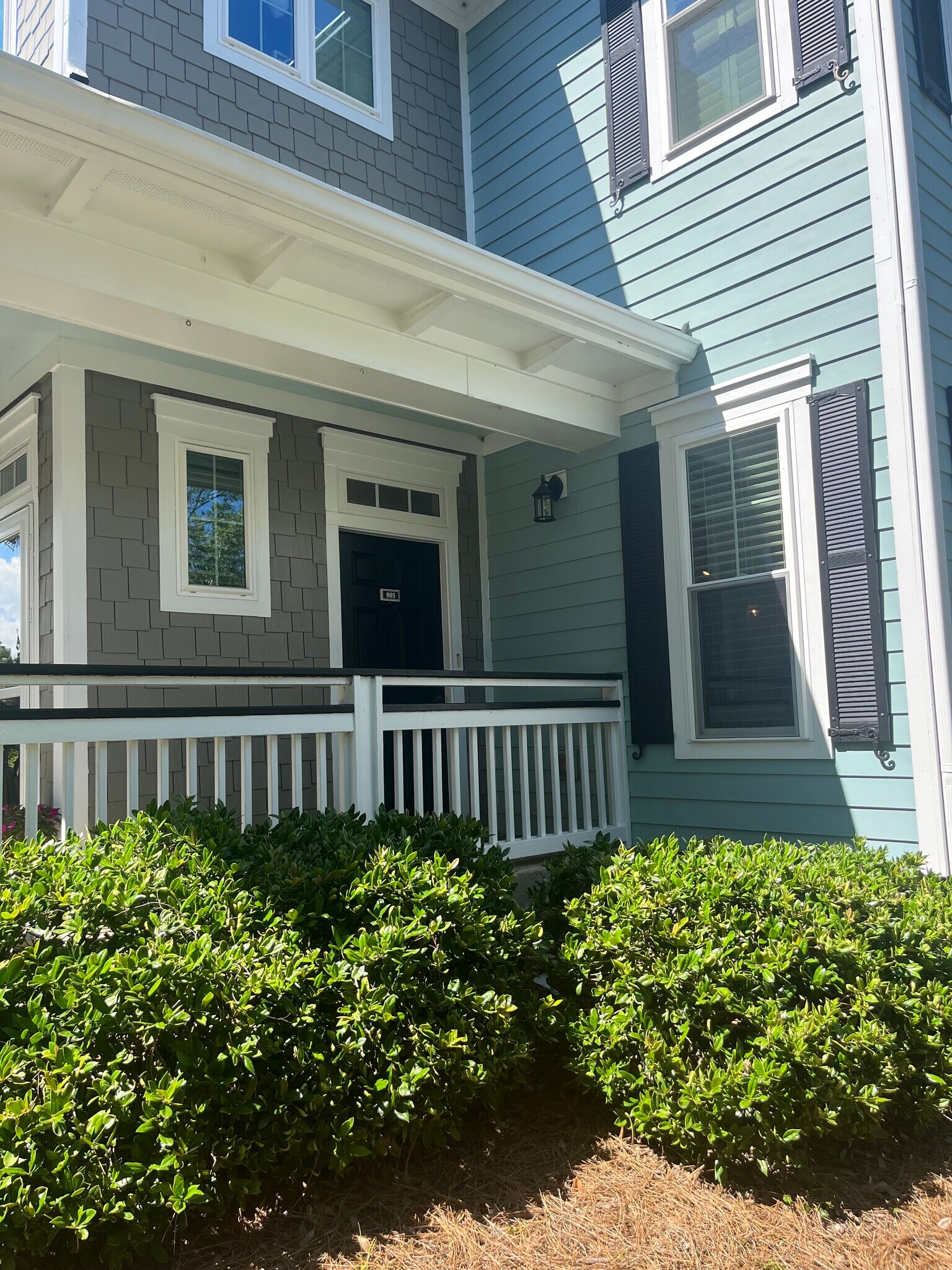 Building Photo - 1225 Blakeway St