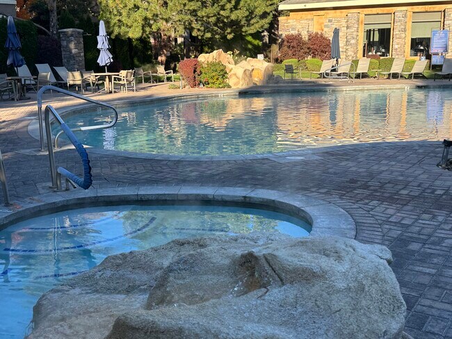 Building Photo - 900 S Meadows Pky