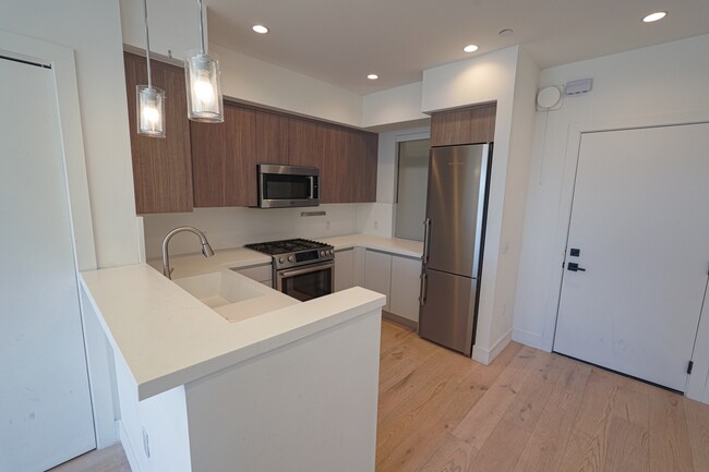 Building Photo - 2747 San Pablo Ave