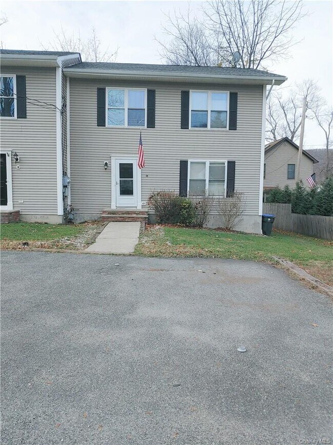Building Photo - 3 Teneyck Ave