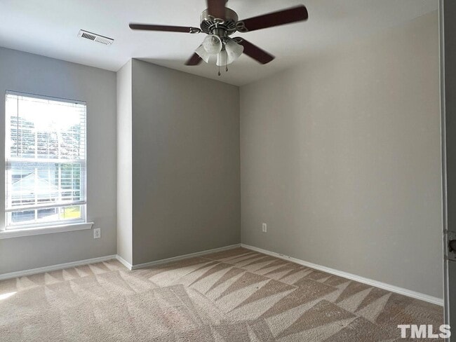 Building Photo - 4 Bedroom Single Family House in Morrisville RTP