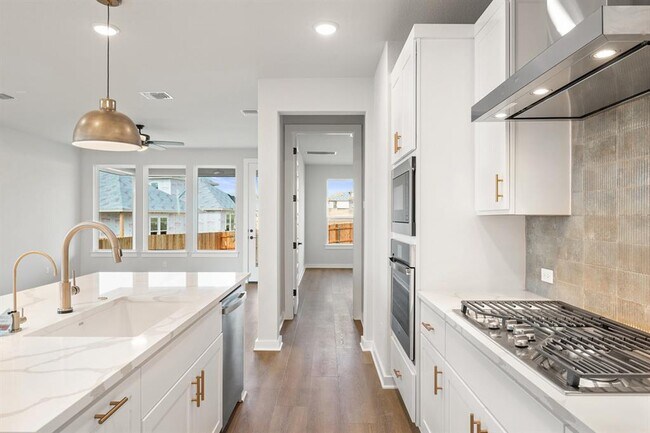 Building Photo - 144 Granit Oak Dr