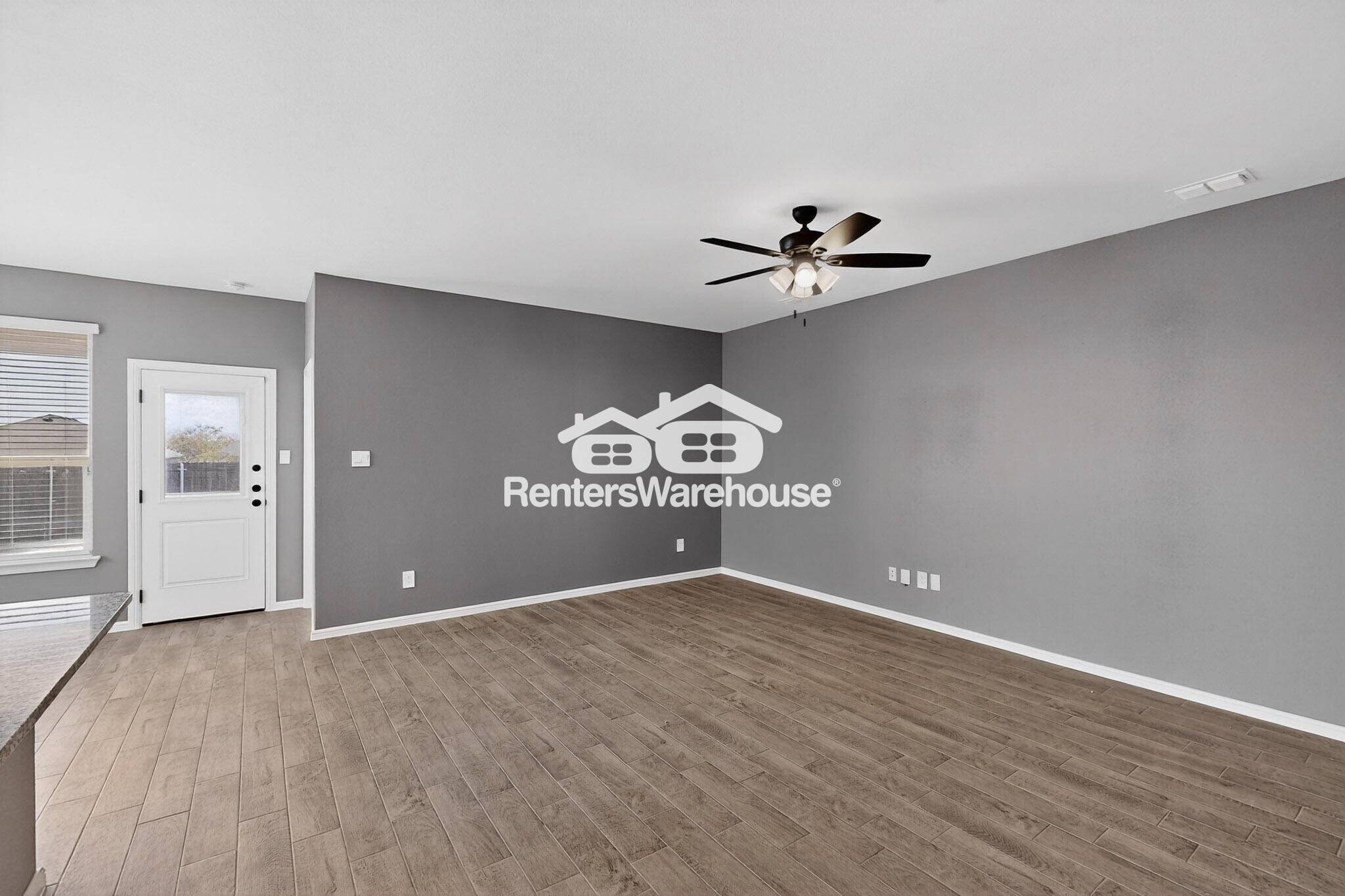 Building Photo - 8517 Centerboard Ln