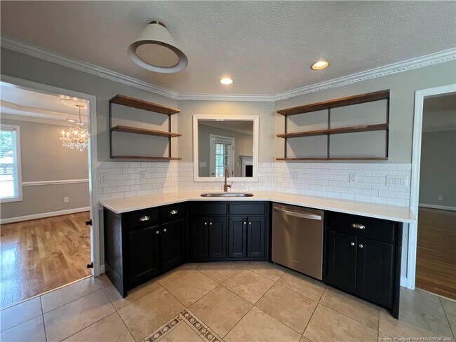 Building Photo - 113 Steeplechase Ln