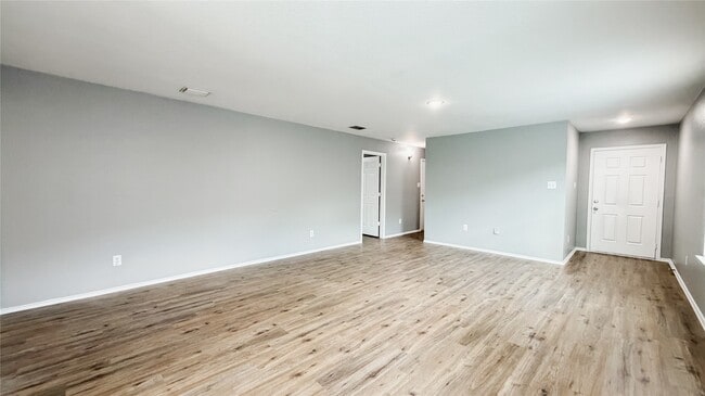 Building Photo - 22807 Sherioaks Ln