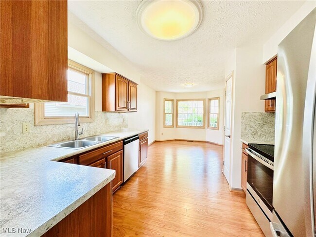 Building Photo - 4252 Taylor Ct