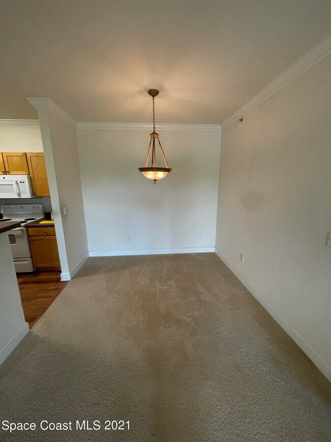 Building Photo - 6411 Borasco Dr