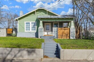 Building Photo - 1503 Gibbs St