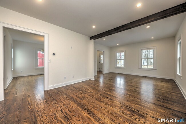 Building Photo - 75 Lafayette St