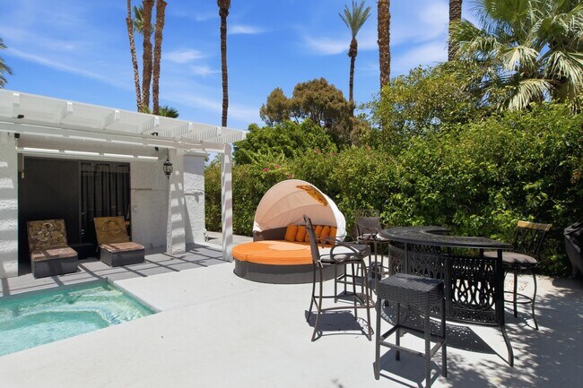 Building Photo - 70325 Mottle Cir