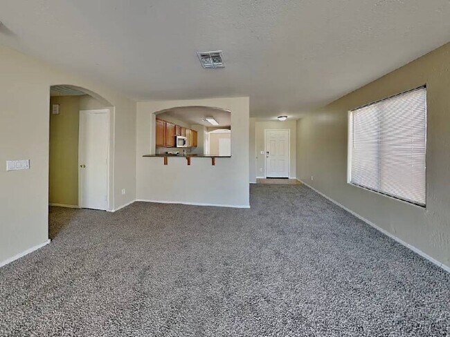 Building Photo - 1618 E Harwell Rd