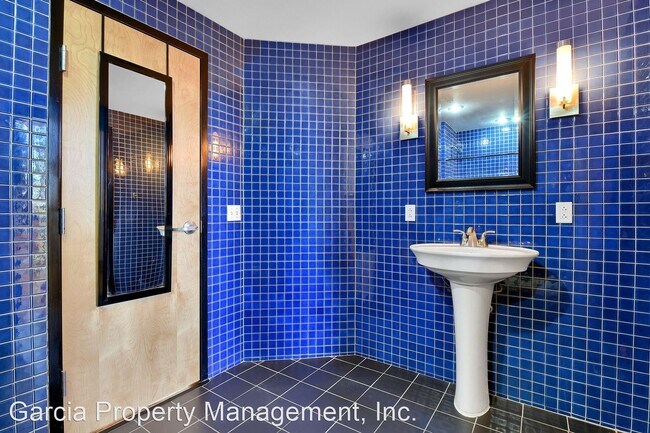 Building Photo - 1 br, 1 bath House - 2034 Lucas #408