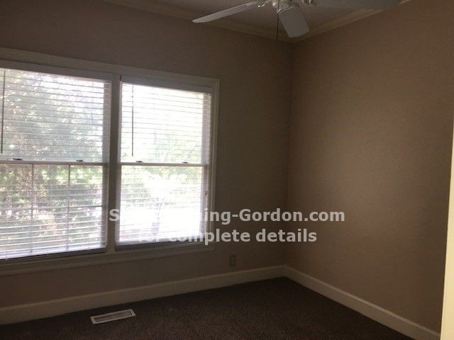 Building Photo - Spectacular 3 Bedroom Condo in Burton Hills