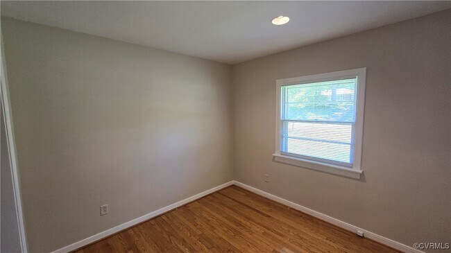 Building Photo - 8010 Anoka Rd