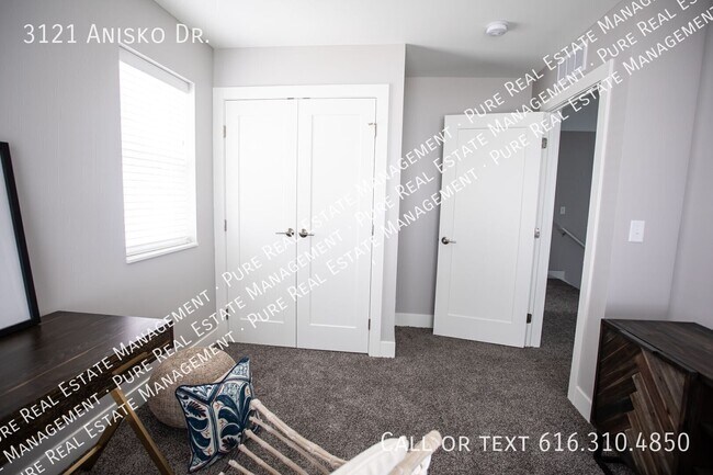 Building Photo - 3121 Anisko Dr