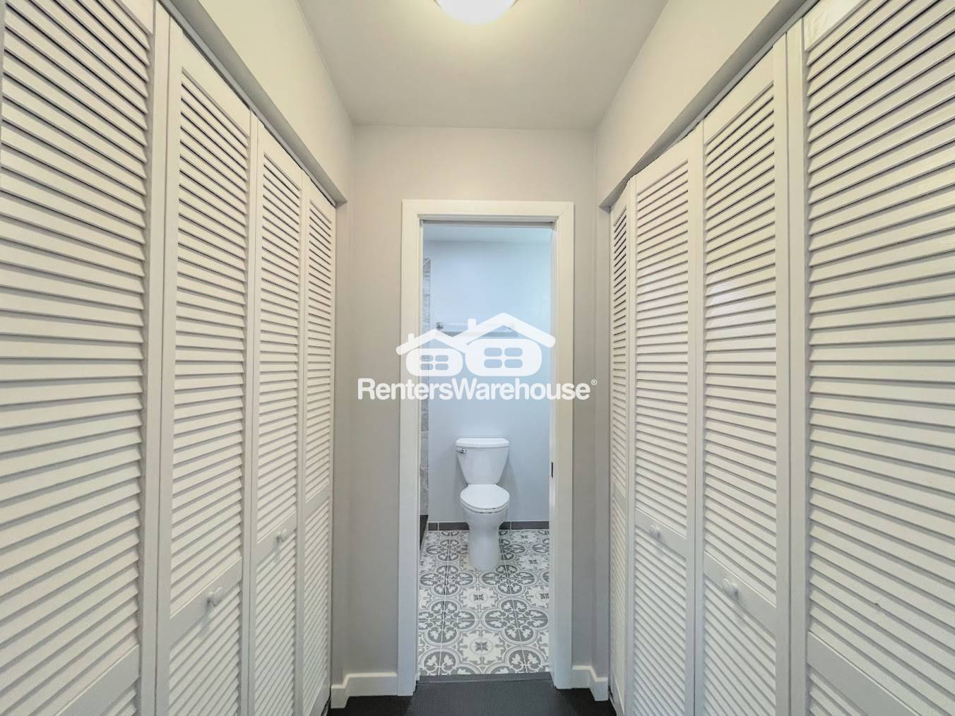 Building Photo - 2325 Sea Shell Rd