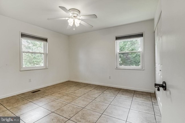 Building Photo - 6306 Yellowstone Dr