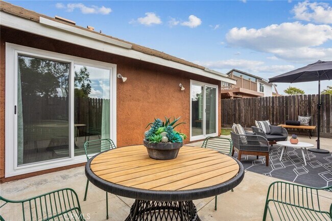 Building Photo - 12421 Blazing Star Ct