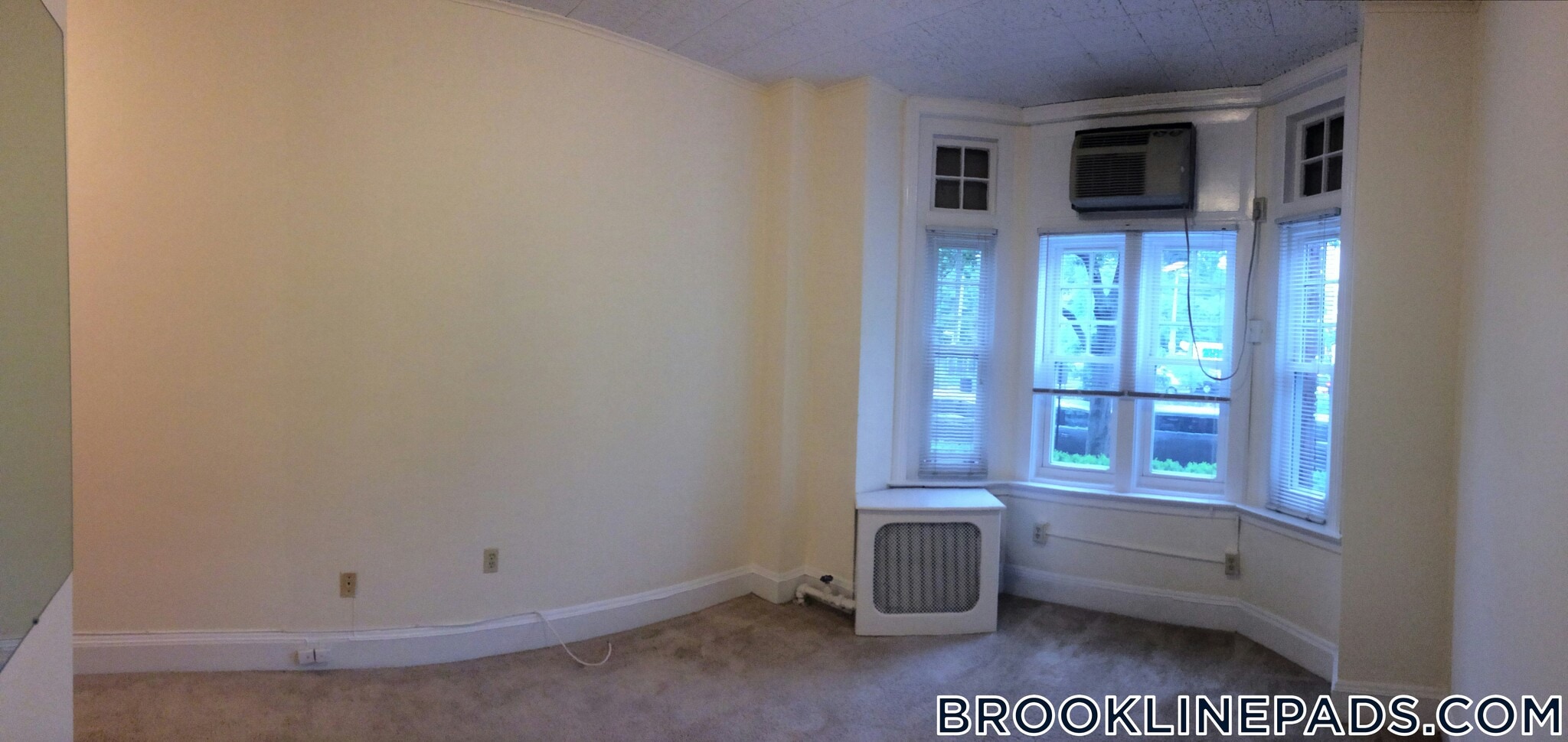 Building Photo - 1223 Beacon St