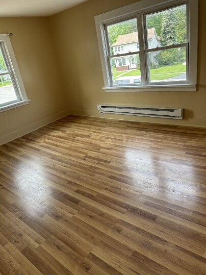 Building Photo - 2 Bedroom Available in Caledonia – Available early October