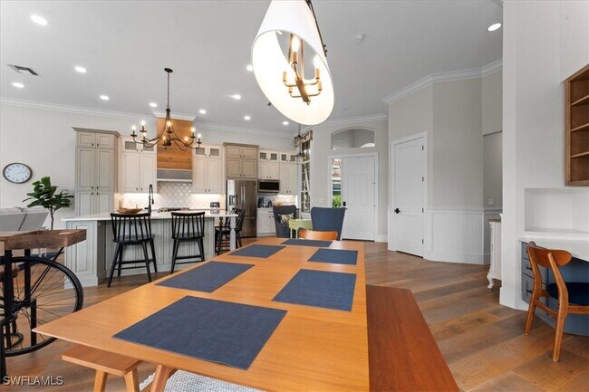 Building Photo - 8541 Peppertree Way