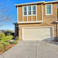 Building Photo - 520 Jade St