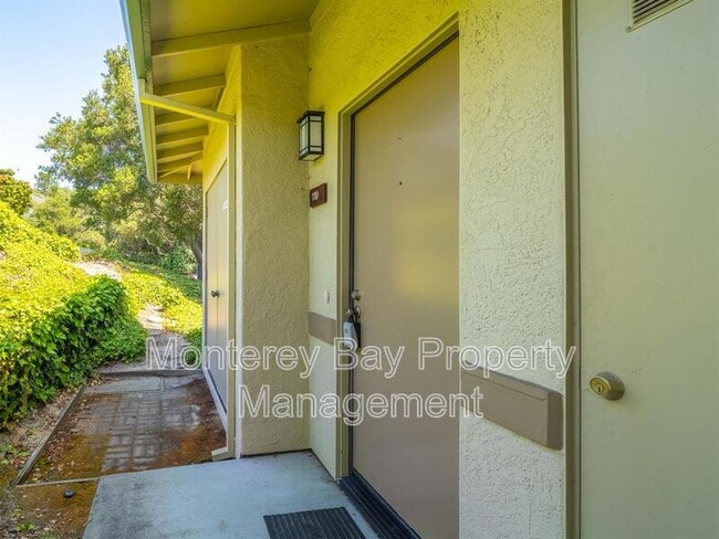 Building Photo - 110 Pheasant Ridge Rd