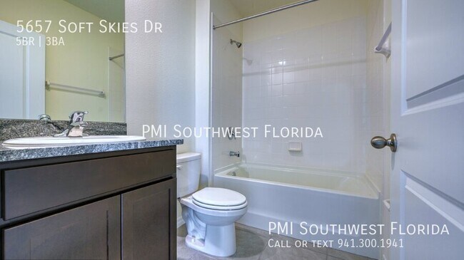 Building Photo - 5657 Soft Skies Dr