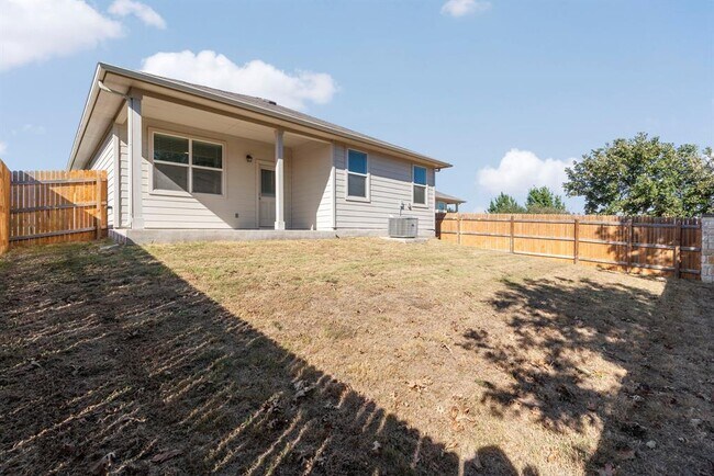 Building Photo - 113 Antrim Cove
