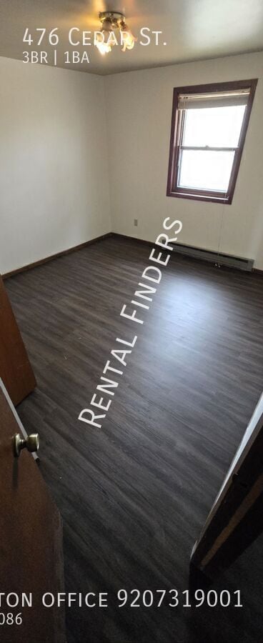 Building Photo - 476 Cedar St