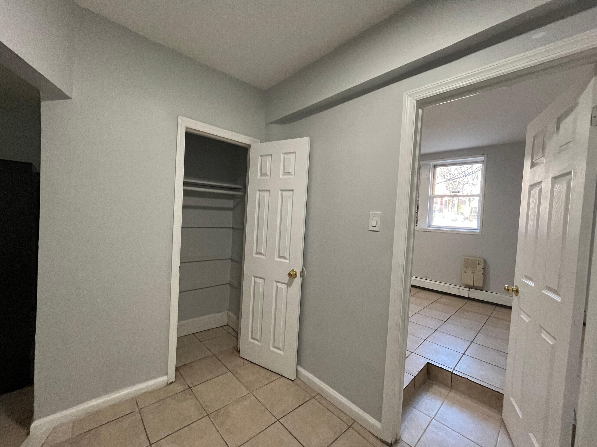 Building Photo - 8 Rutgers Ave