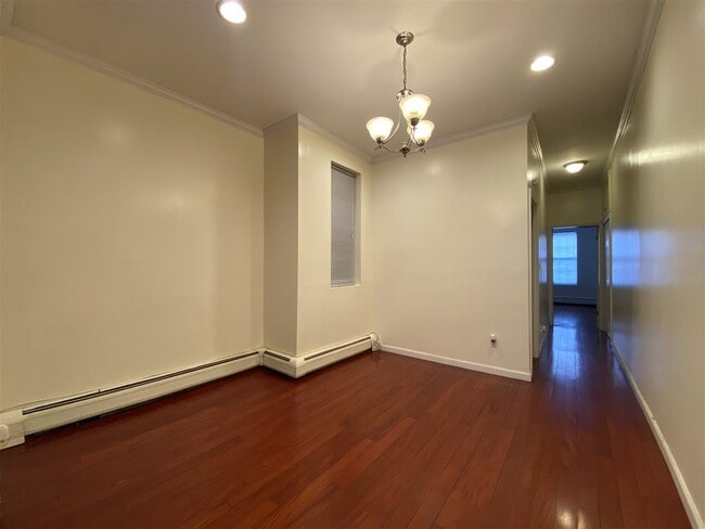 Building Photo - 519 Palisade Ave