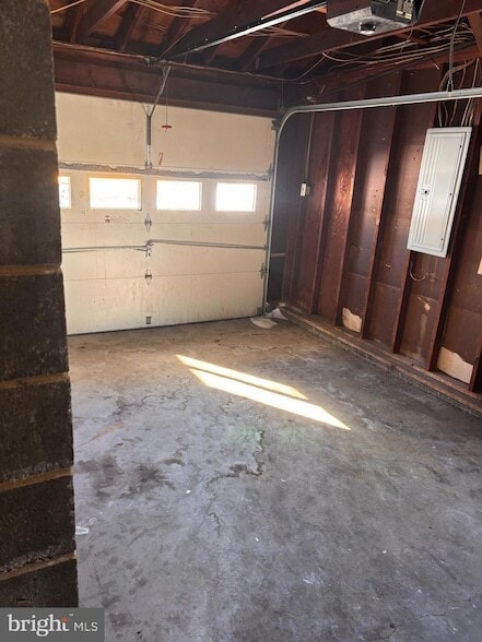 Building Photo - 1228 Heddon Ave