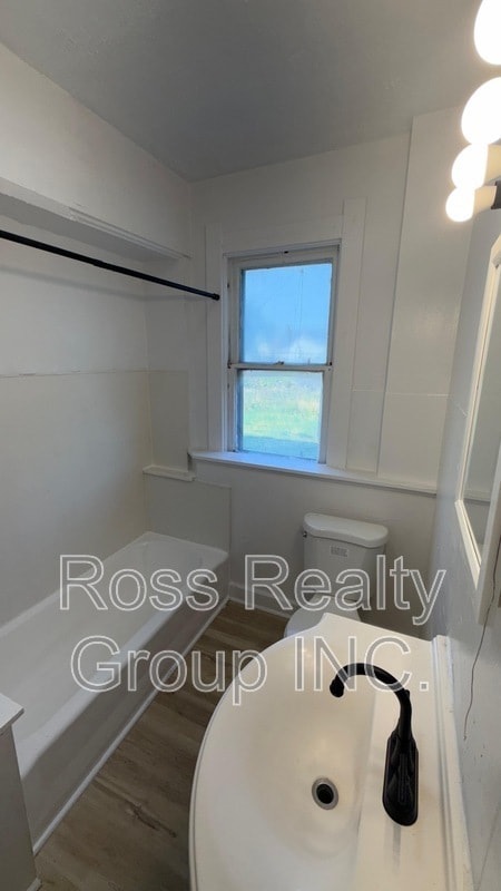 Building Photo - 426 Arden Pl