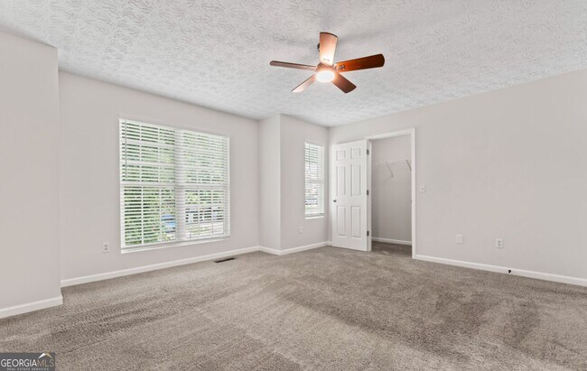 Building Photo - 5619 Union Pointe Dr