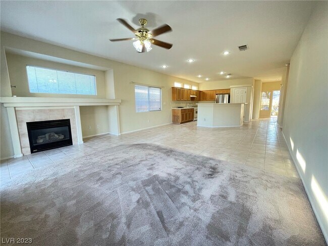 Building Photo - 3216 Stratford Hall Ct