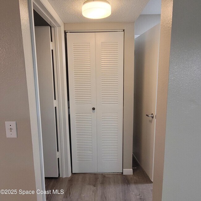 Building Photo - 1780 Rocky Wood Cir