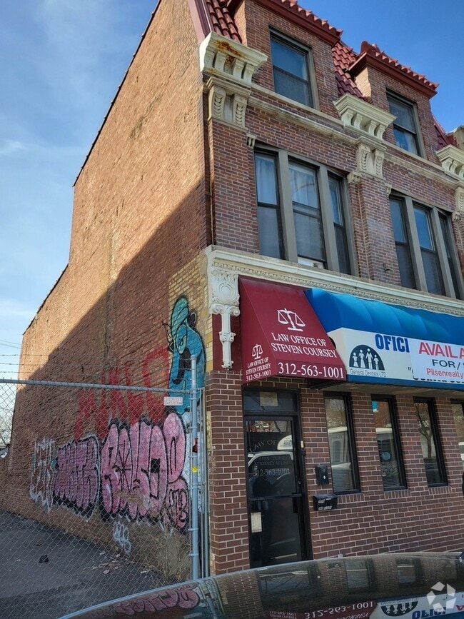 Building Photo - 1718 S Ashland Ave
