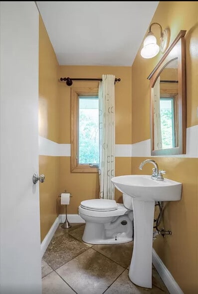 Building Photo - 14506 Wildcrest Rd