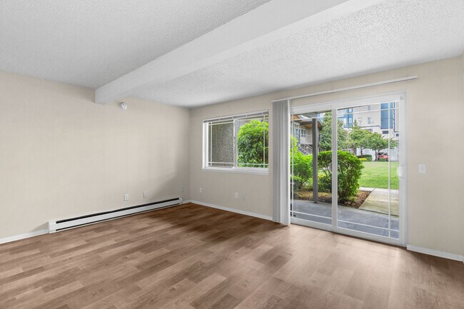 Living Space - Rainier Gardens Aparments